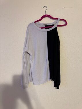 Asymmetrical Two-Tone Long Sleeve Top - White & Black